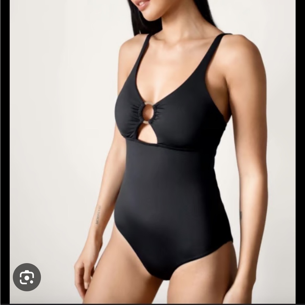 Knix Clearwater One Piece Swimsuit with gold circle. Size L+. Retail $94